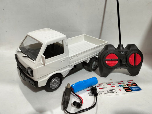 RC Suzuki Ravi Pickup Truck 1:32 Scale – Rechargeable Remote Control Drift Vehicle with LED Front Lights
