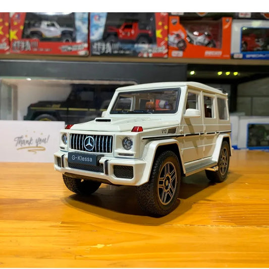 Mercedes Benz G63 Alloy diecast model car lights sound 1:24