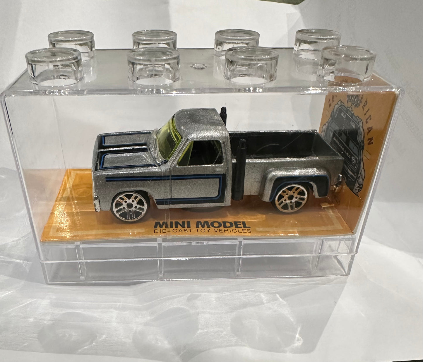 Assorted Die-Cast Cars in LEGO-Style Stackable Clear Display Case – High Detail Collectible Showroom & Room Decor Model Set