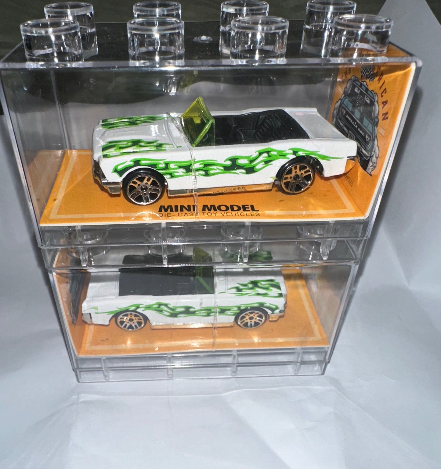Assorted Die-Cast Cars in LEGO-Style Stackable Clear Display Case – High Detail Collectible Showroom & Room Decor Model Set