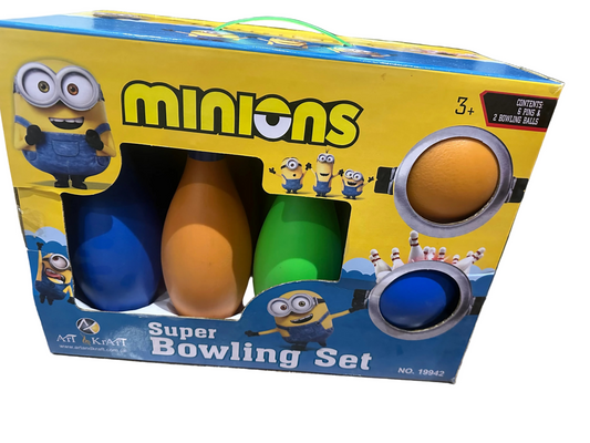 Minions Super Bowling Set for Kids – 6 Pins & Bowling Ball Indoor Outdoor Active Play Toy