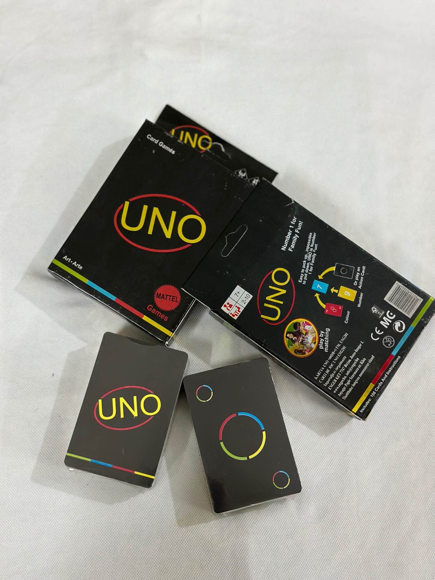 Conventional UNO Black Edition Card Game – Premium Minimalist Family Party Game
