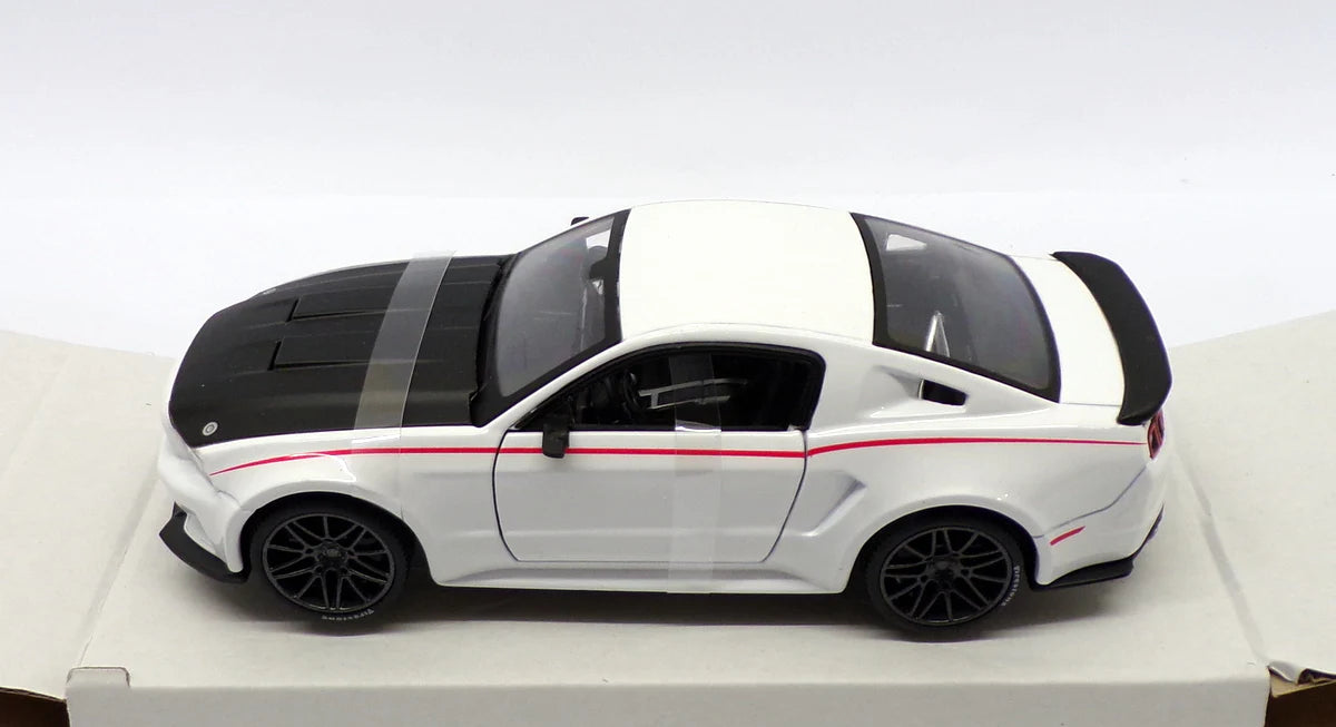 Officially Licensed 2014 Ford Mustang Street Racer 1:24 Diecast Model Car by Maisto | Special Edition White