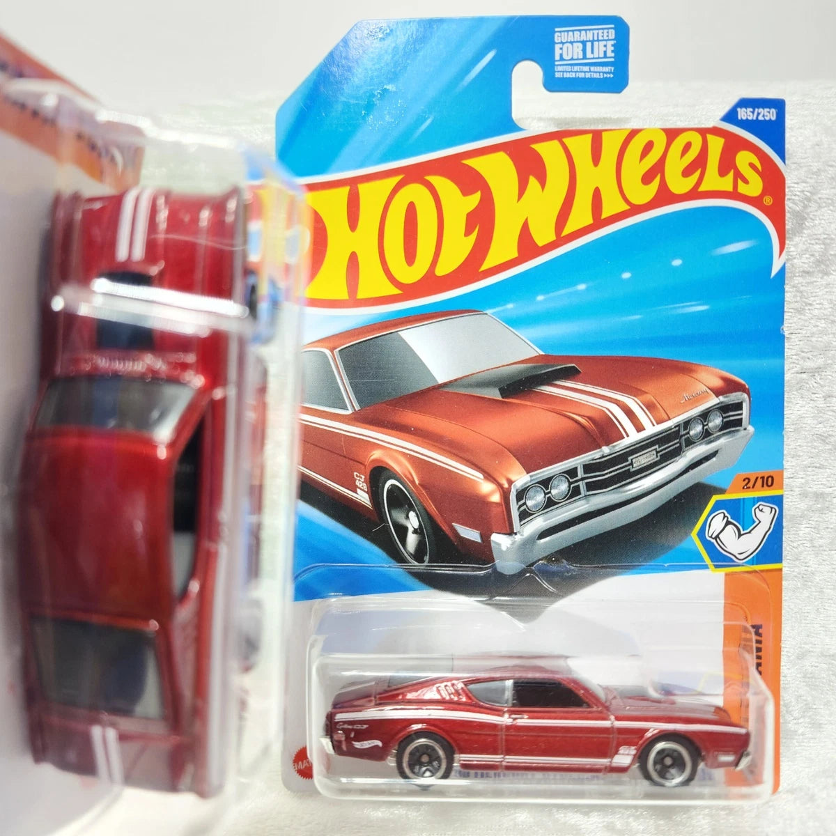 Hot Wheels '69 Mercury Cyclone 1:64 Die-Cast Car – Muscle Mania Series 2025